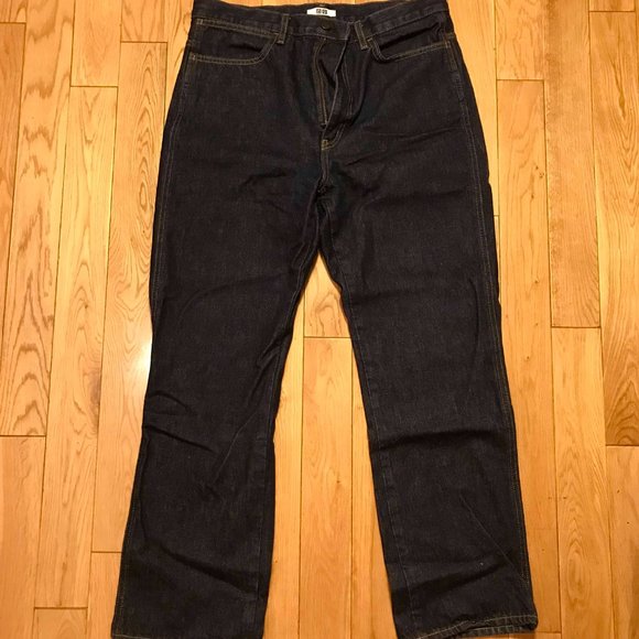 Uniqlo U Jeans, Size 31 - Picture 2 of 5
